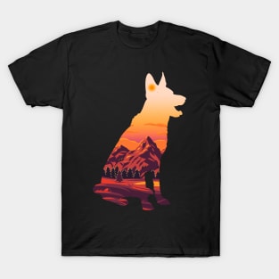 Dog look at Mountains love the Sunset T-Shirt